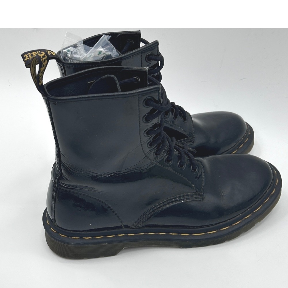 Dr. Martens 1460 Black Patent Lamper Leather 8-Eye Lace Up Combat Boots Size 9 - Picture 3 of 12